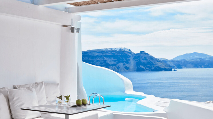 Master Suite with Plunge Pool